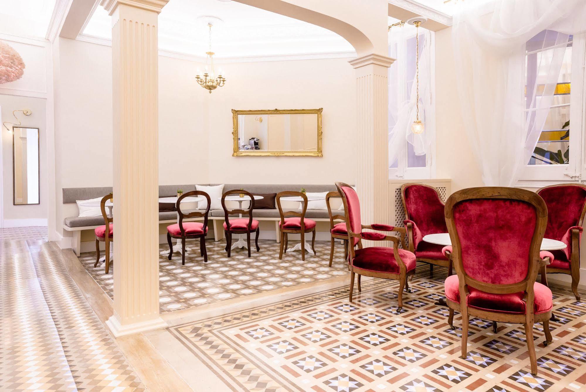 Anakena House Bed & Breakfast Barcelona Eksteriør billede